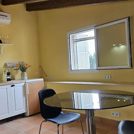 Holiday home Refugio Spacious Pool Bbq Office *